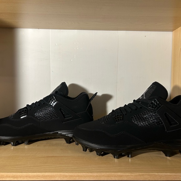 Custom Air Jordan 4 Black Cat Football Cleats - Picture 4 of 6